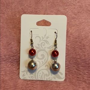 Sold ⭐️ Christmas Red and White Earrings